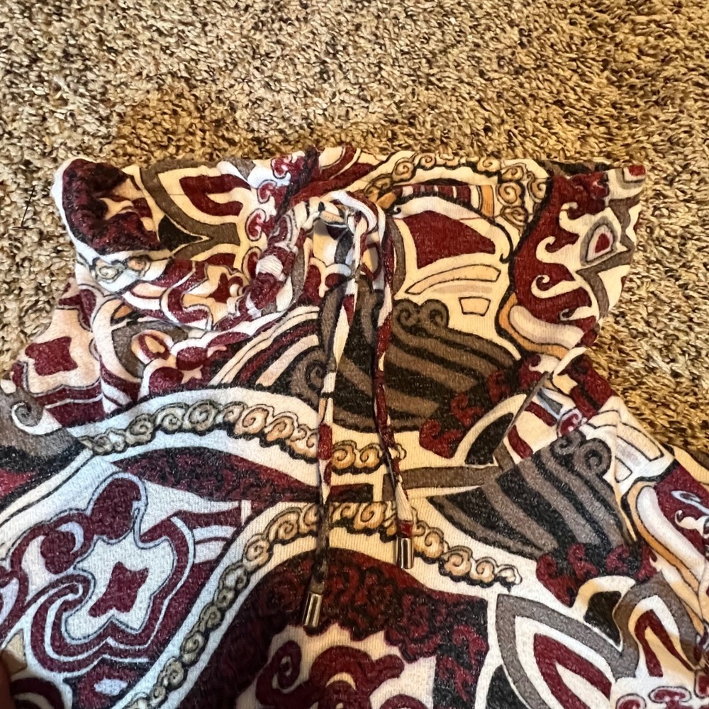 Chicos Weekends Paisley Cowl Neck‎ Top Burgundy Grey 3/4 Sleeve Size 3 XL - Picture 3 of 7